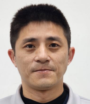 工作態度積極，遇有緊急突發狀況，均能配合主管臨時工作調度並完成任務。